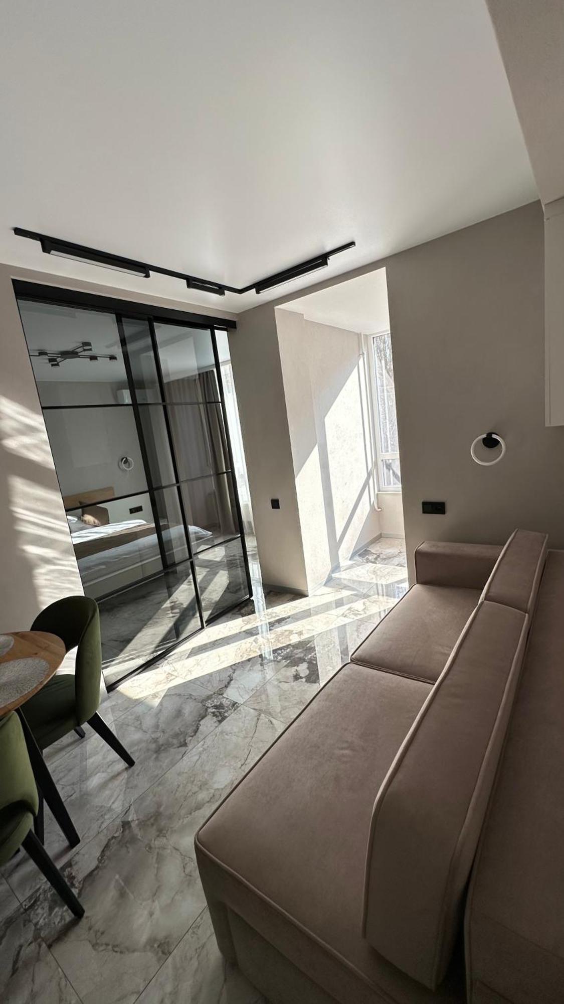 Apartment центр жк театральний& авто жк Great House & центр жк шевченка *